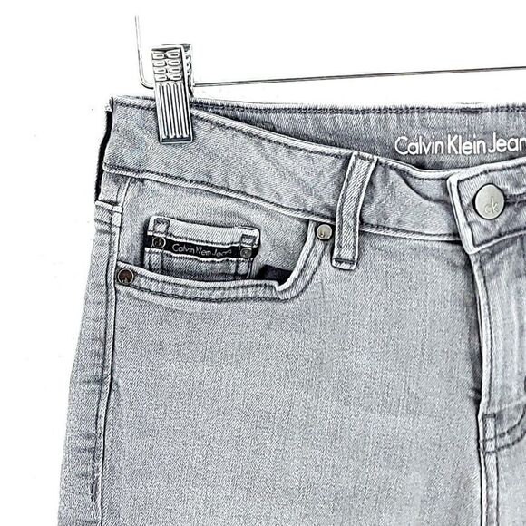 Calvin Klein Jeans Gray City‎ Short Size 2 Mid Rise Denim Shorts 28/9.5 - Picture 2 of 10